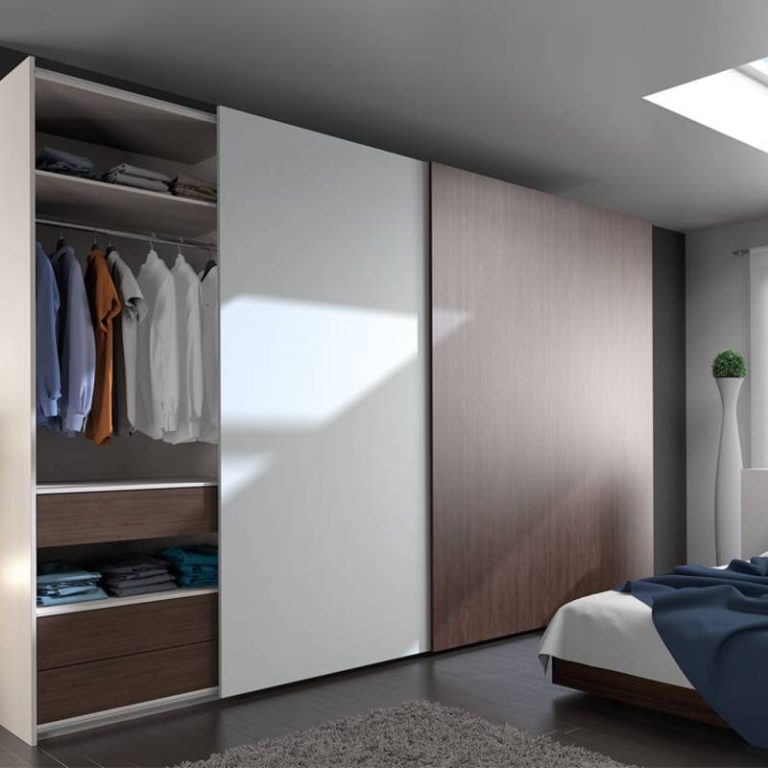 Hettich sliding door fitting