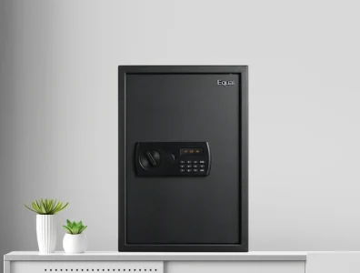 Lockers | Safes